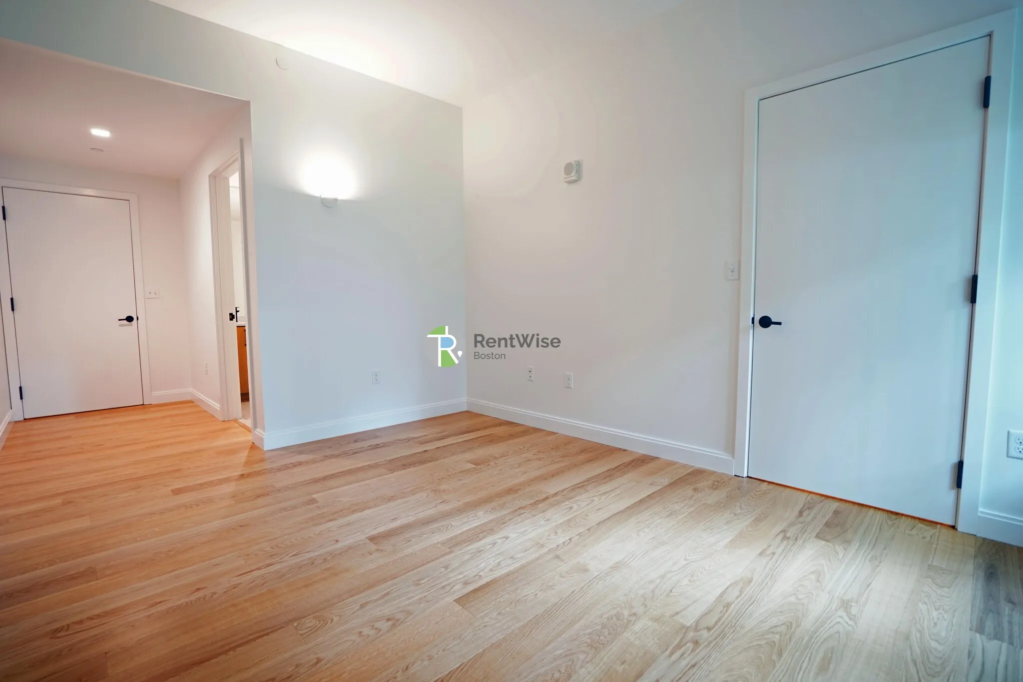 83 Gardner St, Allston