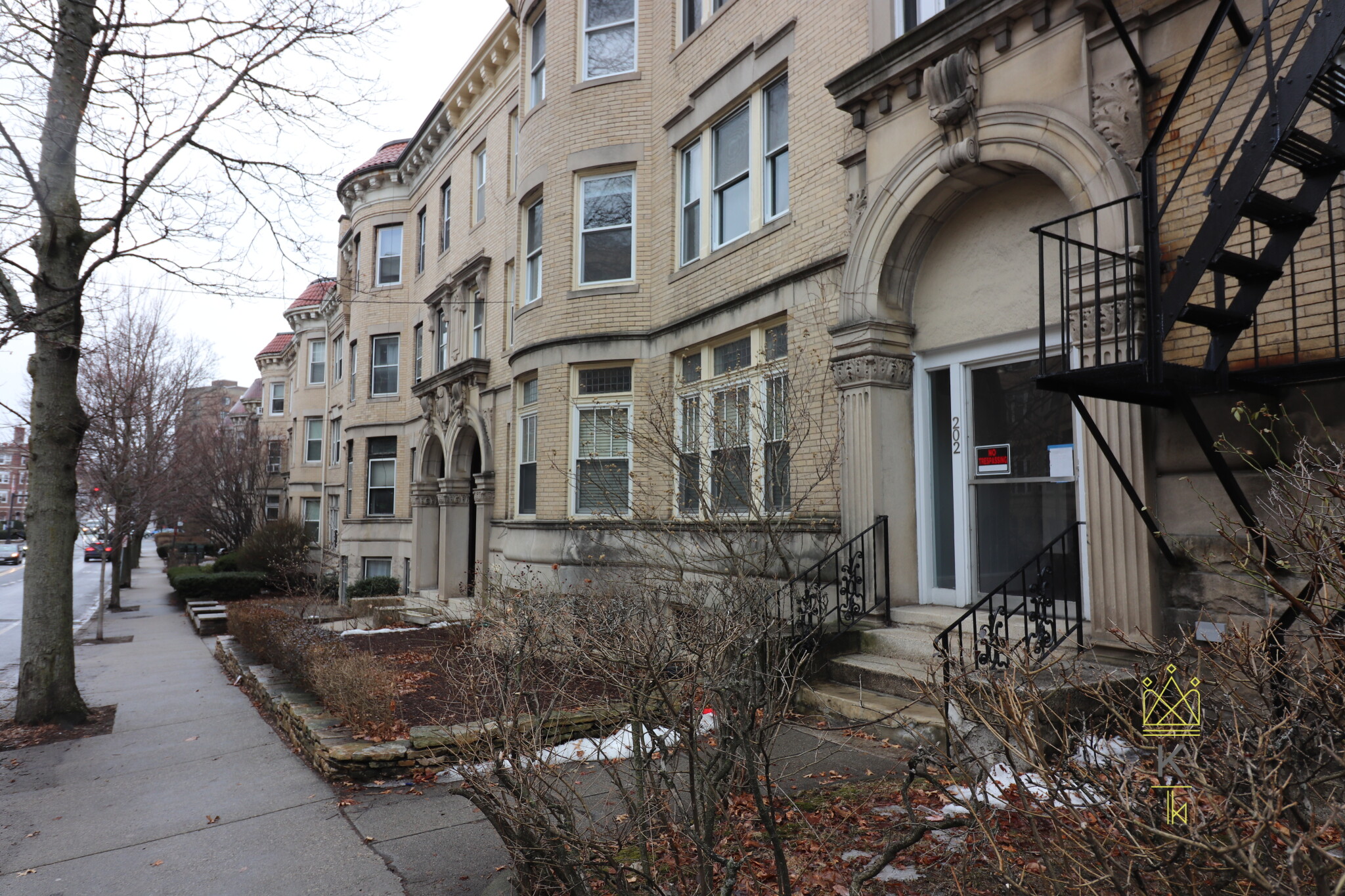 202 Saint Paul St, North Brookline