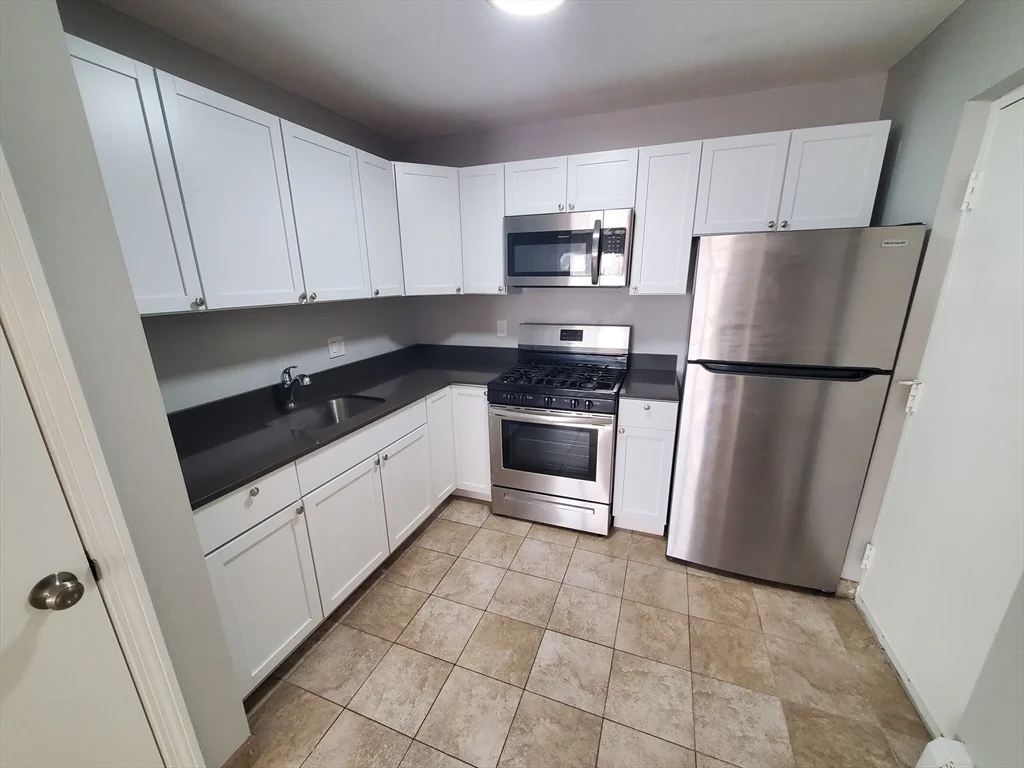 215 Pearl St, Stoughton