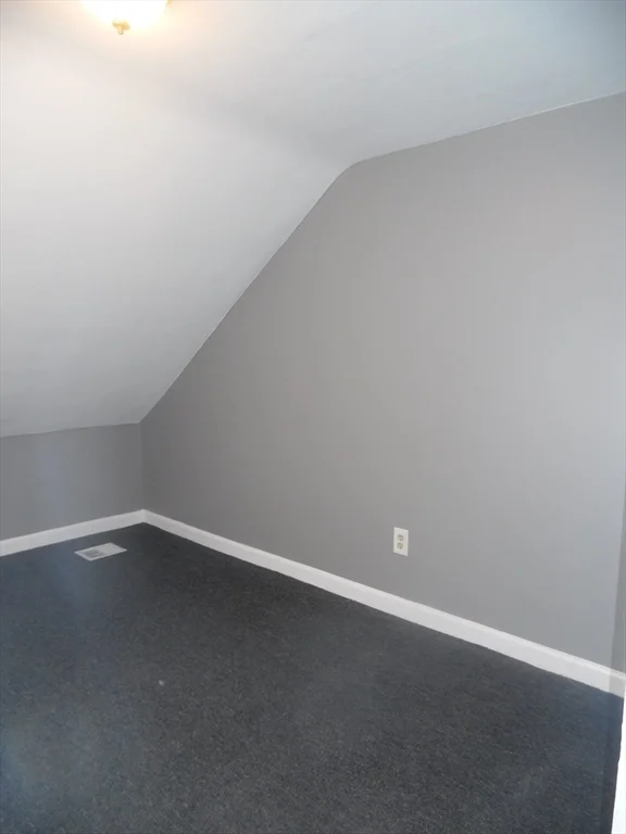 185 Mason St, Fall River