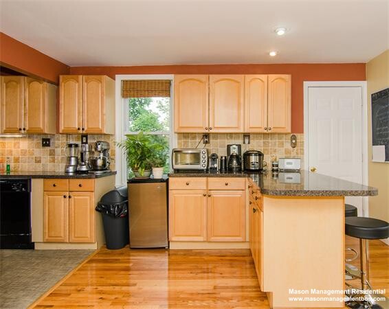 45 School St, Spring Hill