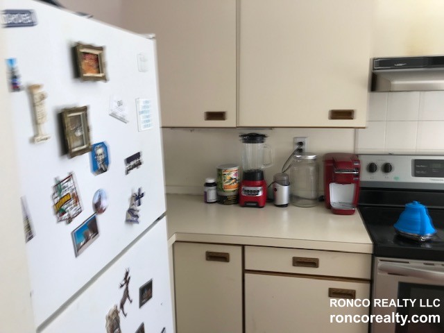 2 bed, 1 bath apartment for rent at 451 Park Dr Unit 3, Fenway — photo 6 of 8