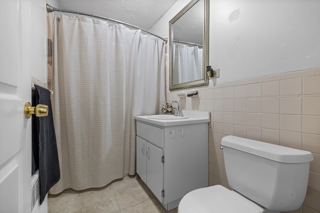 255 Central, Medford