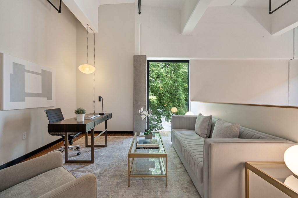 1060 Broadway, Teele Square