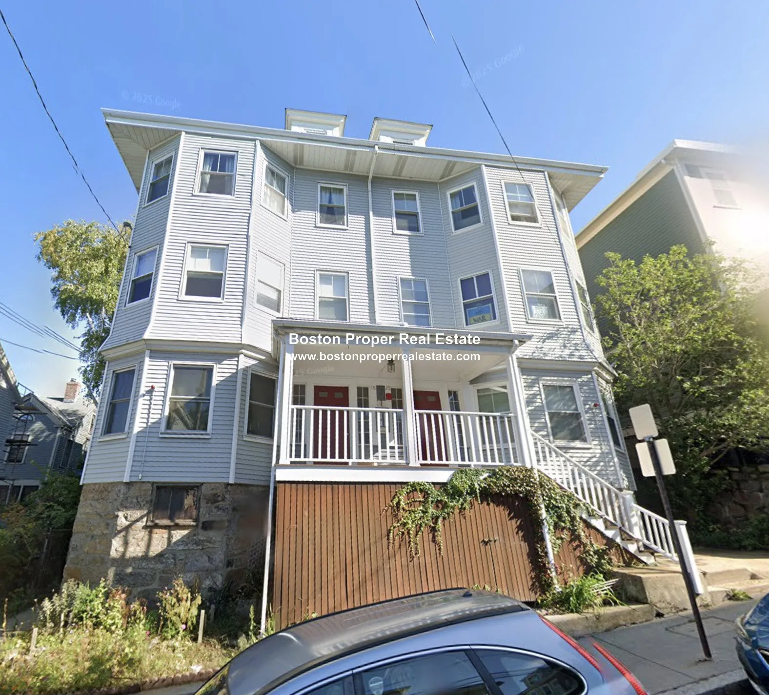 18 Sunset St, Mission Hill