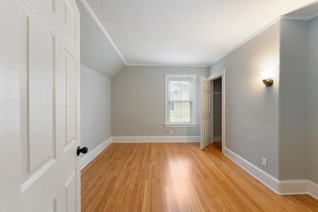 4 Prospect St, Attleboro