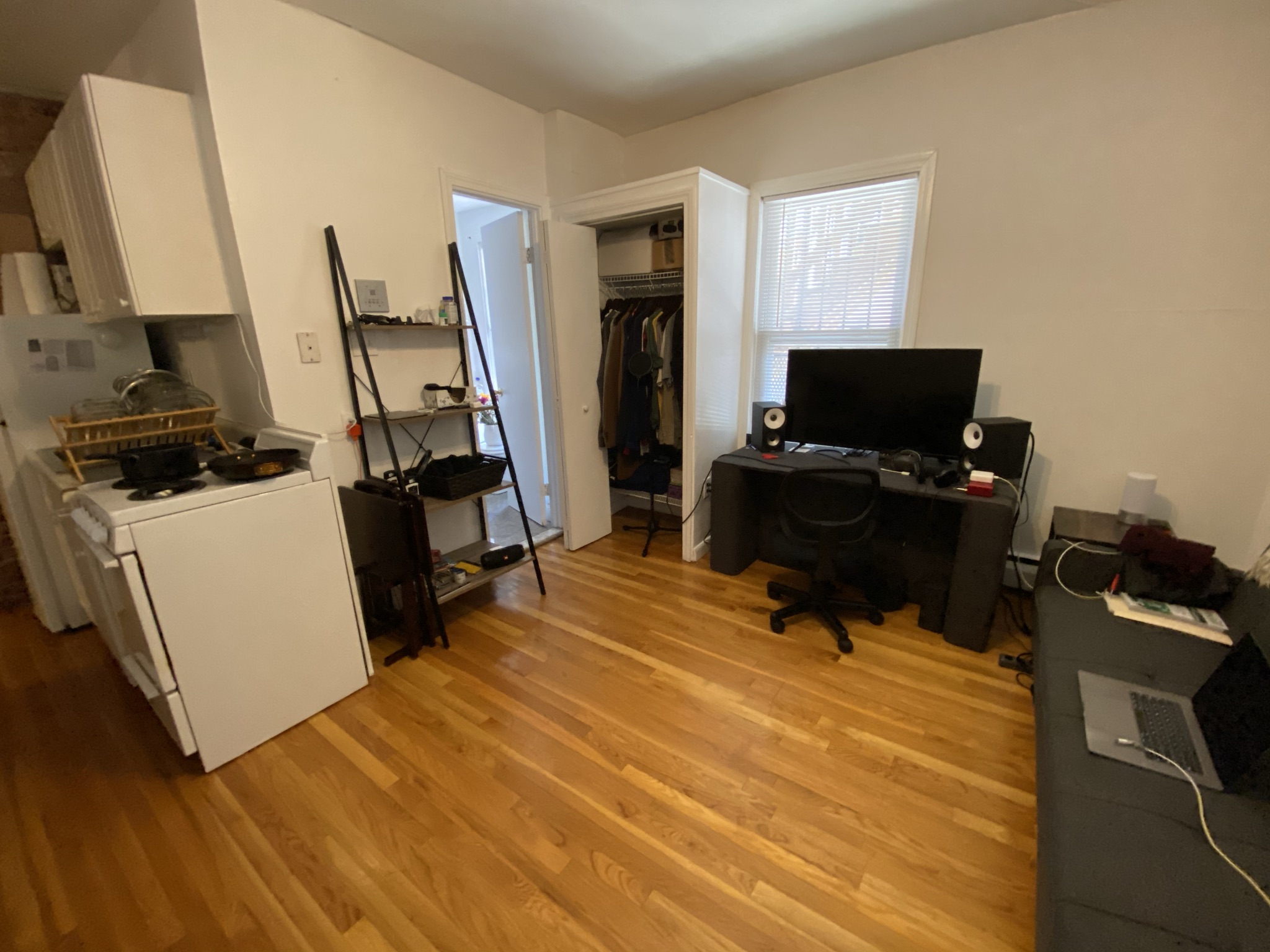 Studio bed, 1 bath apartment for rent at 28 South Huntington Ave Unit 103, Jamaica Plain — photo 9 of 13