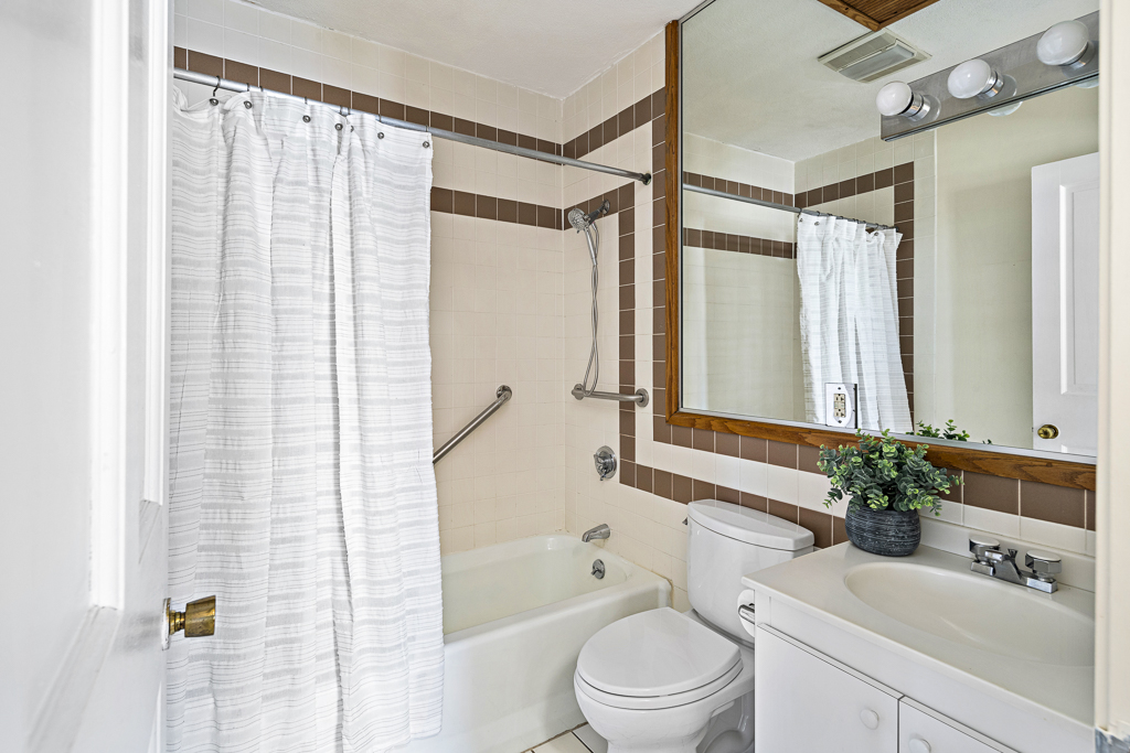 37 Winnisimmet St, Chelsea