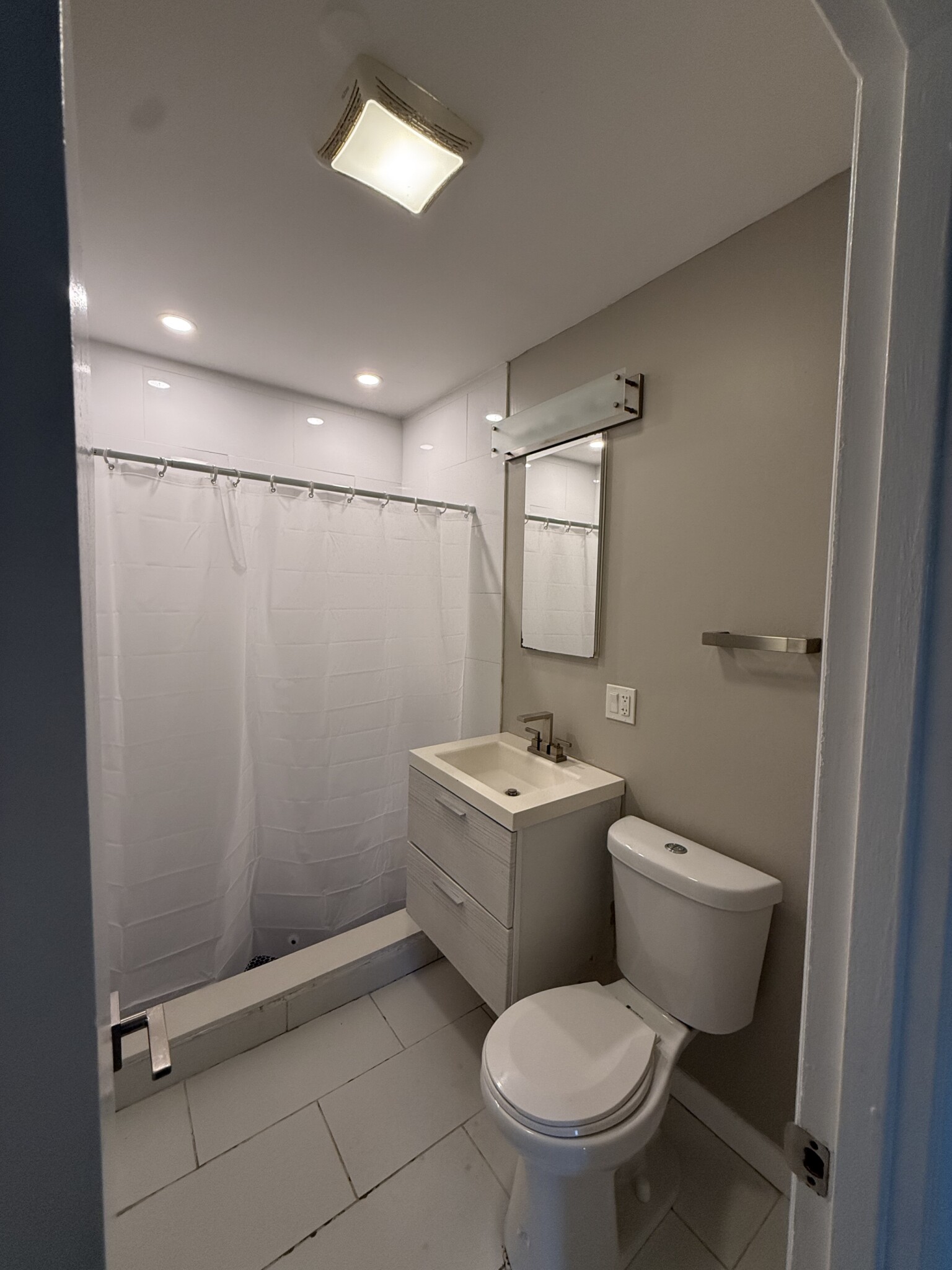 50 Evergreen St, Jamaica Plain