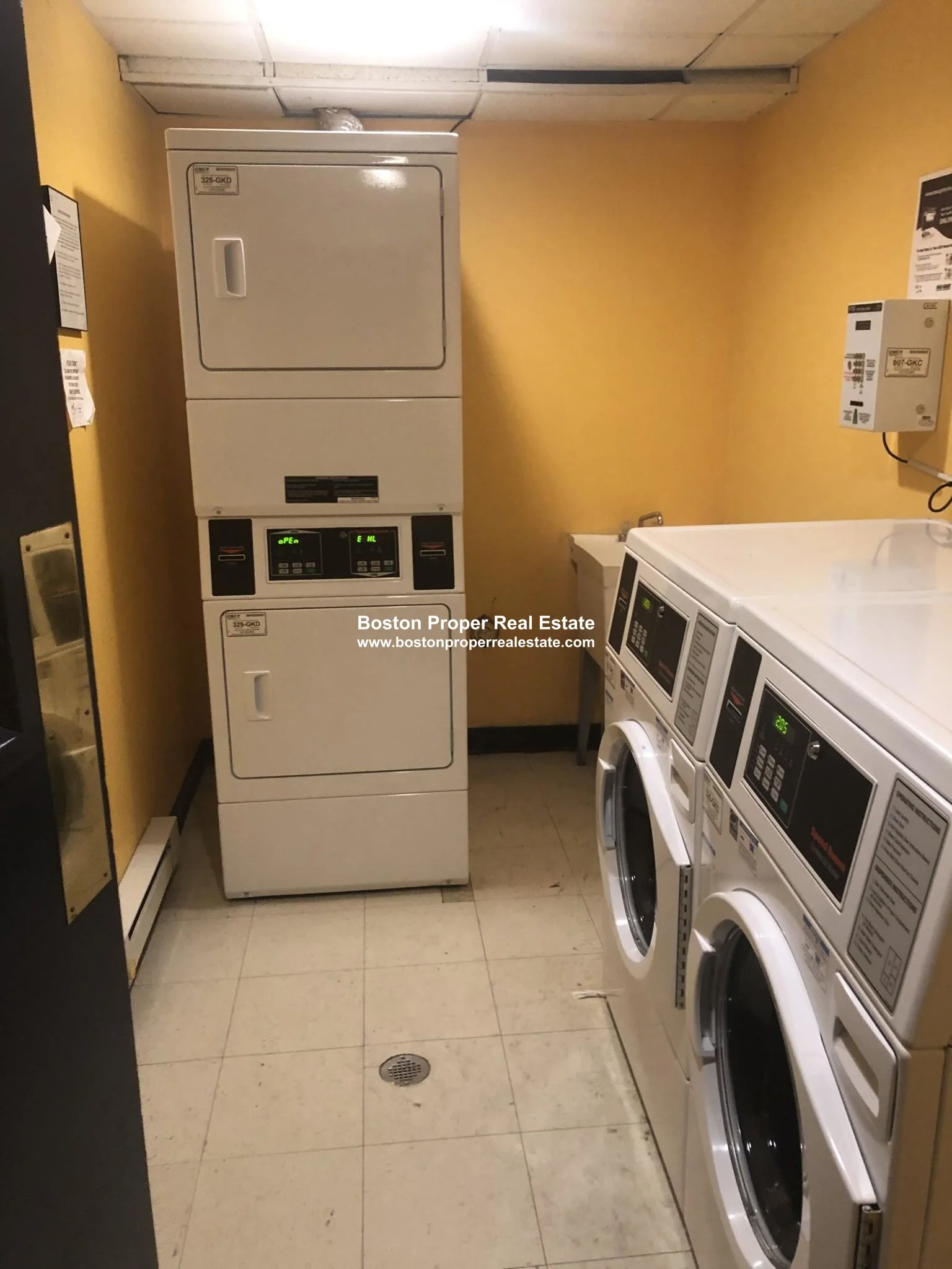 51 Queensberry St, Fenway