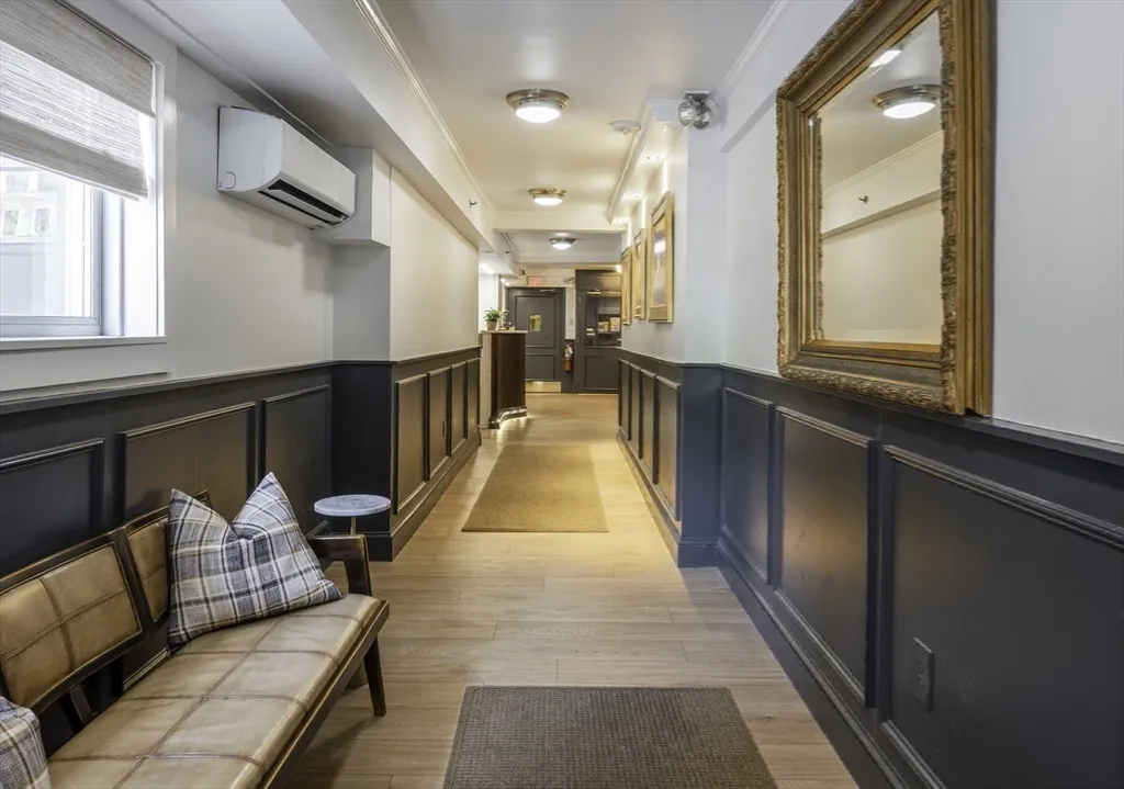 130 Bowdoin St, Beacon Hill