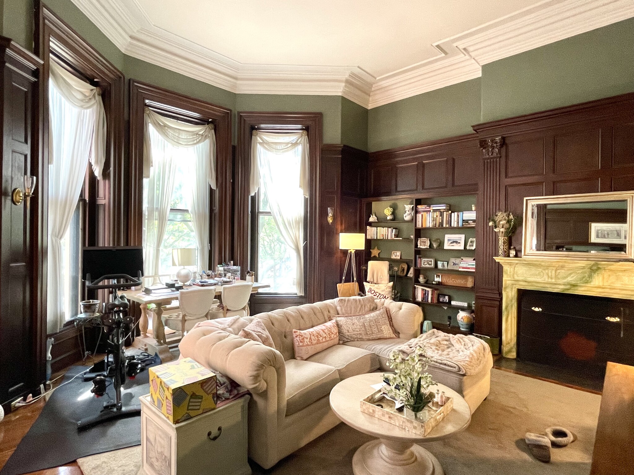 328 Dartmouth St, Back Bay