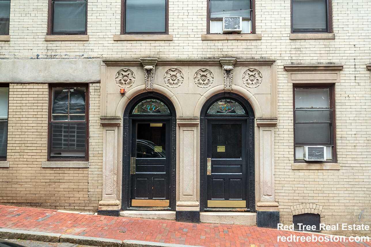 44 Joy St, Beacon Hill