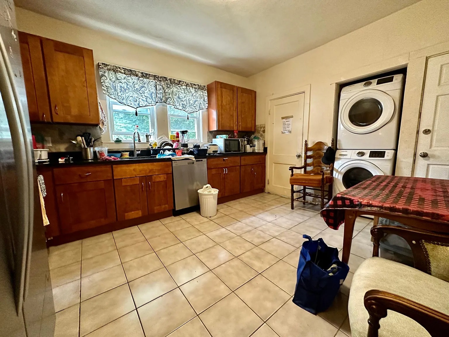 17 Stratton Ter, Banks Square