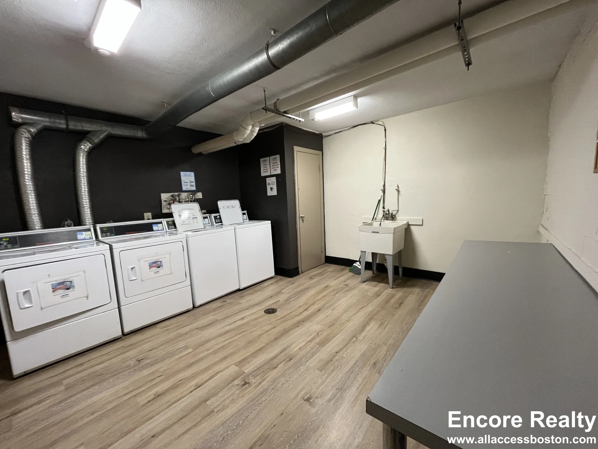 222 Babcock St, North Brookline