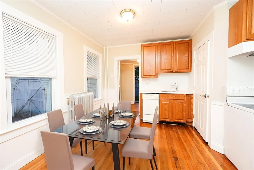 30 Sheppard Ave, Braintree