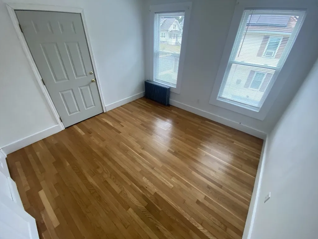 35 Grant St, Milford