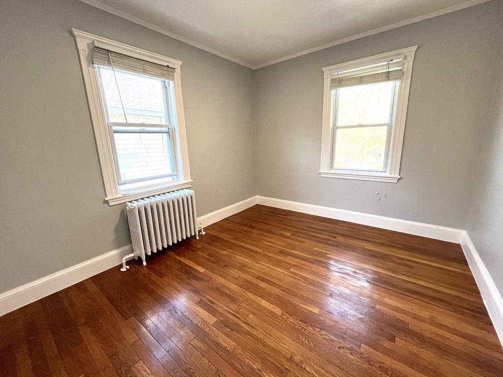 130 Grove St, West Roxbury