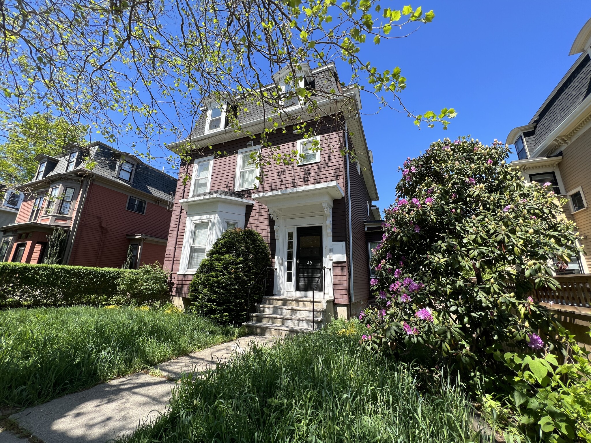 65 Walden St, North Cambridge