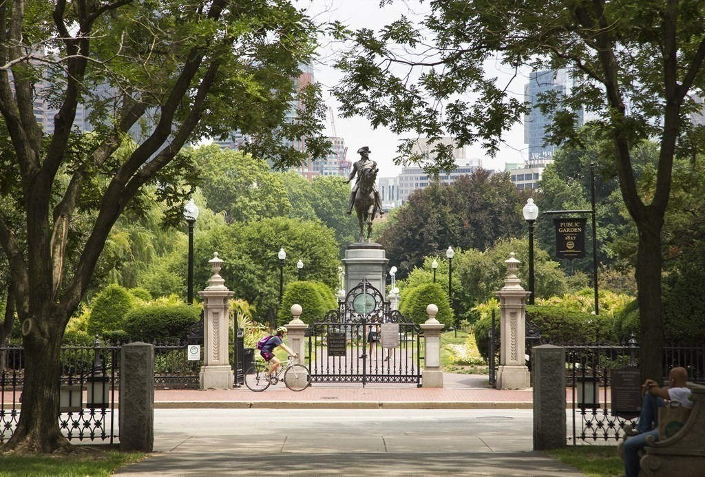 145 Pinckney, Beacon Hill