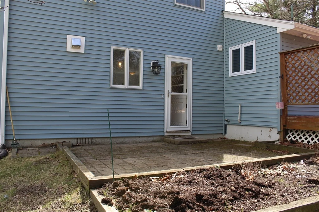 44 True Rd, Salisbury