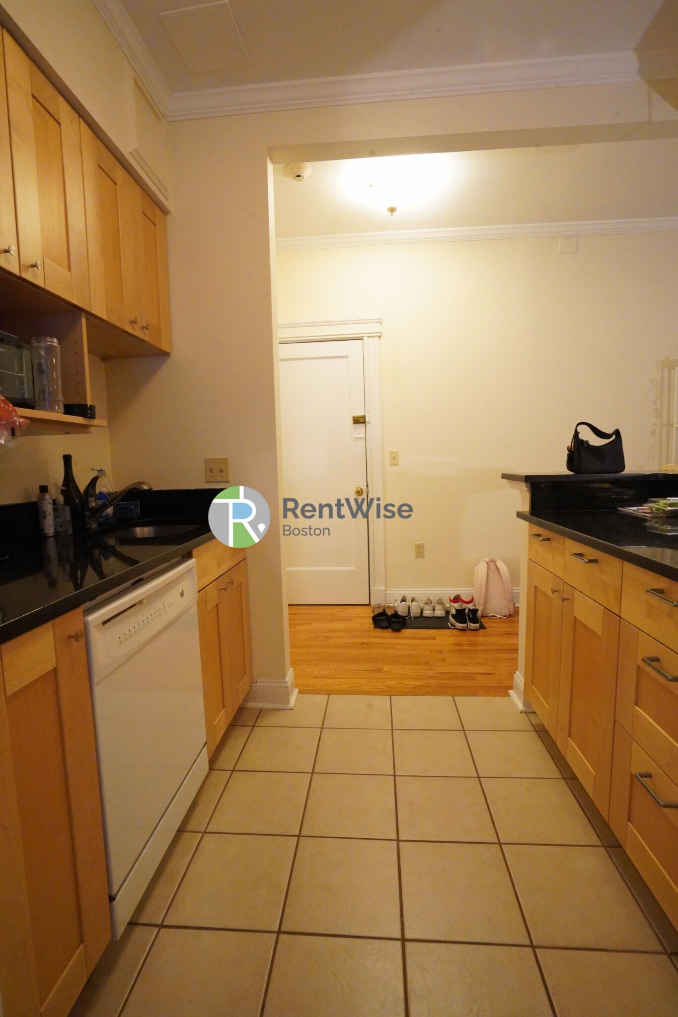 25 Queensberry St, Fenway