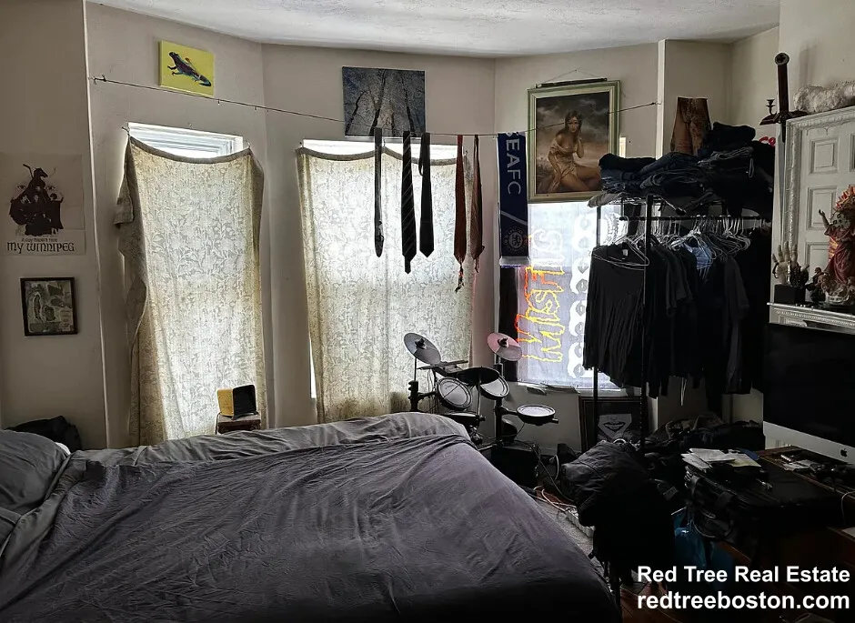 40 Hooker St, Allston