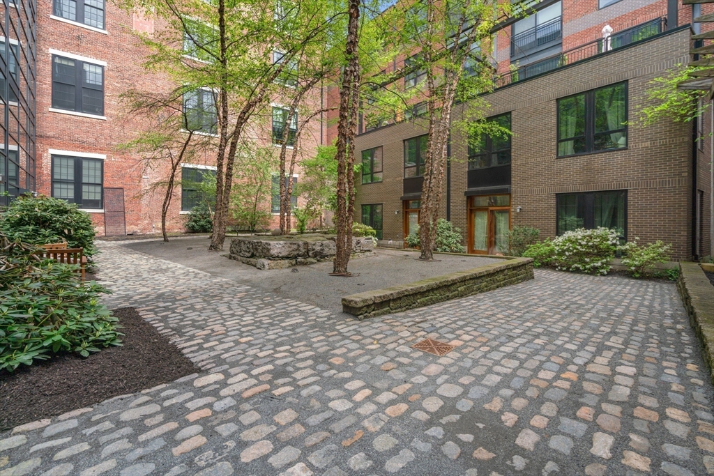 251 Heath St, Jamaica Plain