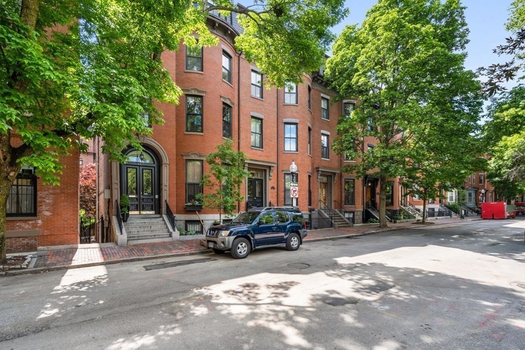 70 Waltham St, South End