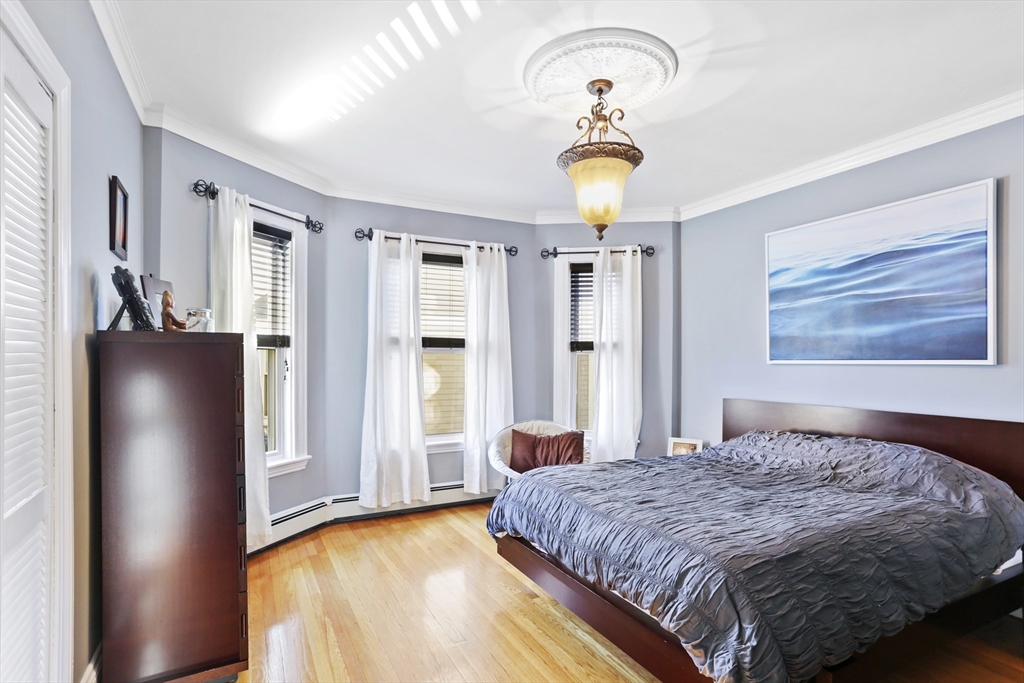 34 Bayard St, Allston