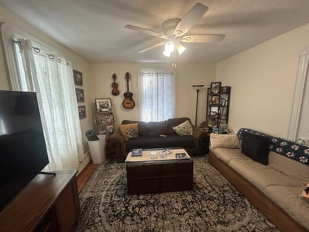 6 Horton St, Salem