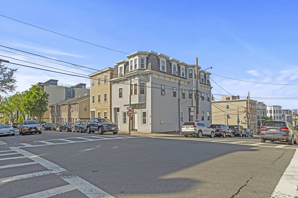 276 W 3rd St, South Boston