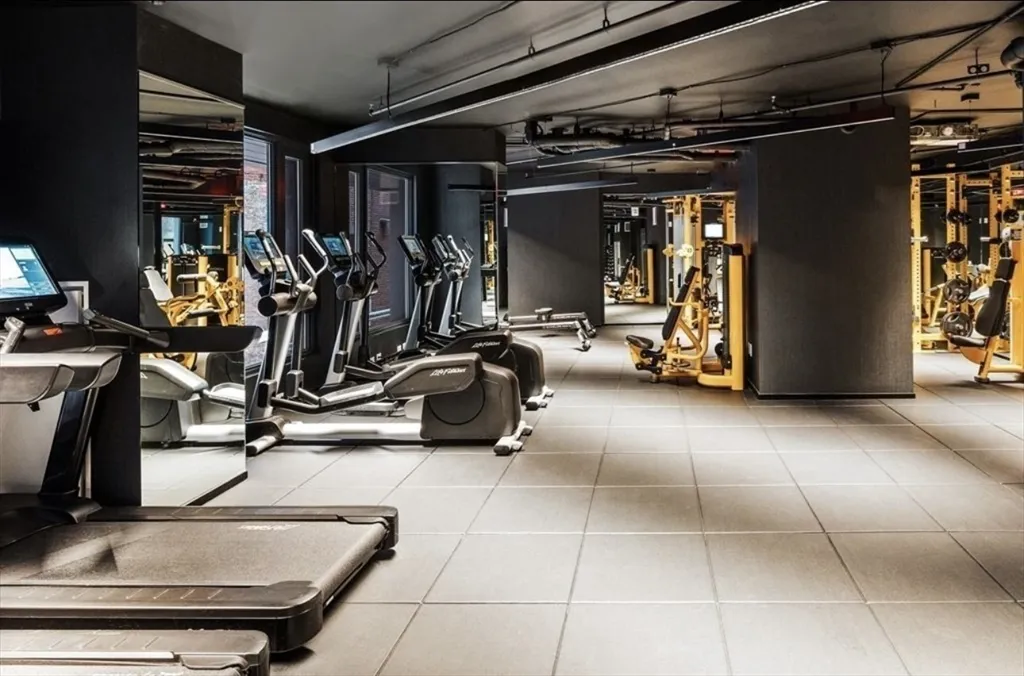 55 Lagrange St, Downtown