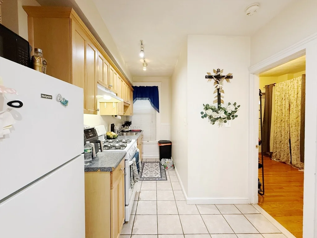 73 Divison St, Chelsea