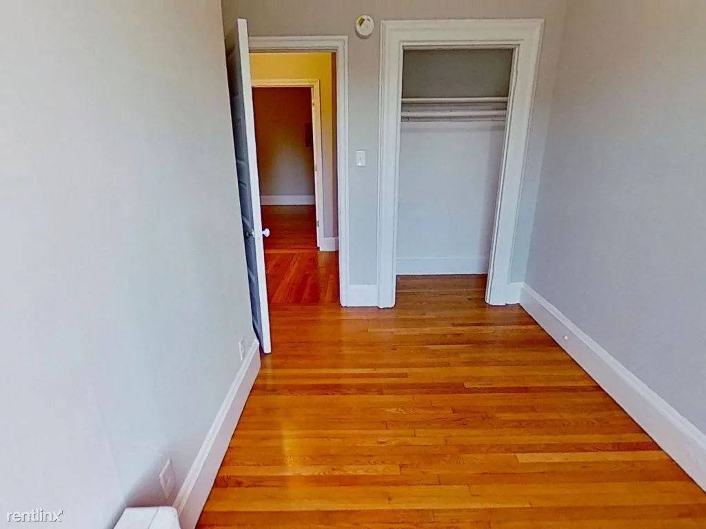 2 split bed, 1 bath apartment for rent at 384 Commonwealth Ave Unit Avenue, Back Bay — photo 10 of 20