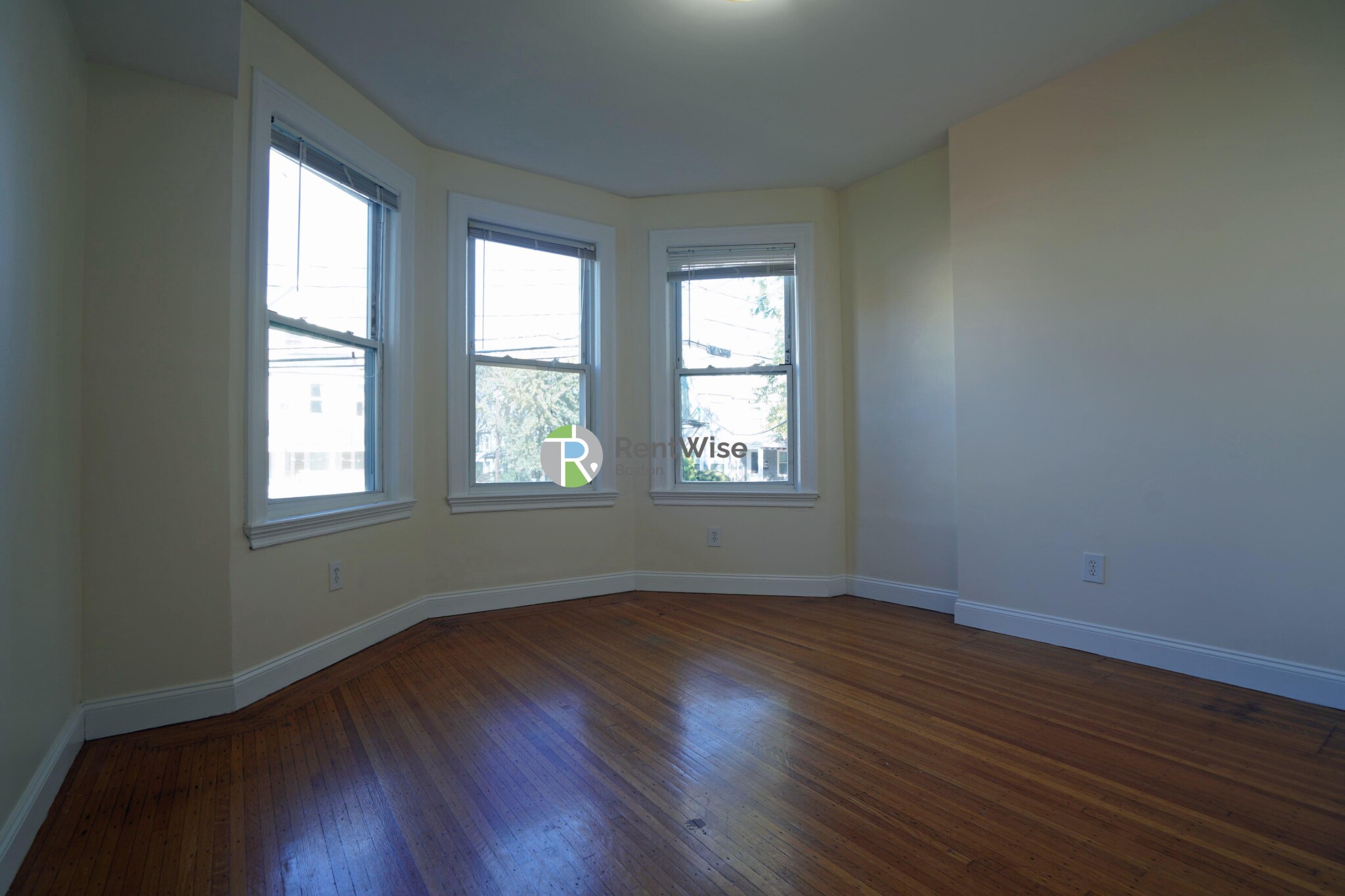 55 Ashford St, Allston