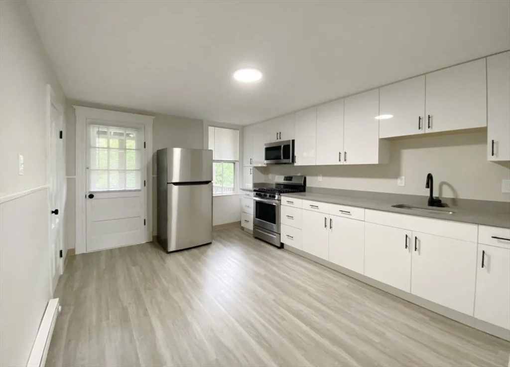 124 Trenton St, Eagle Hill