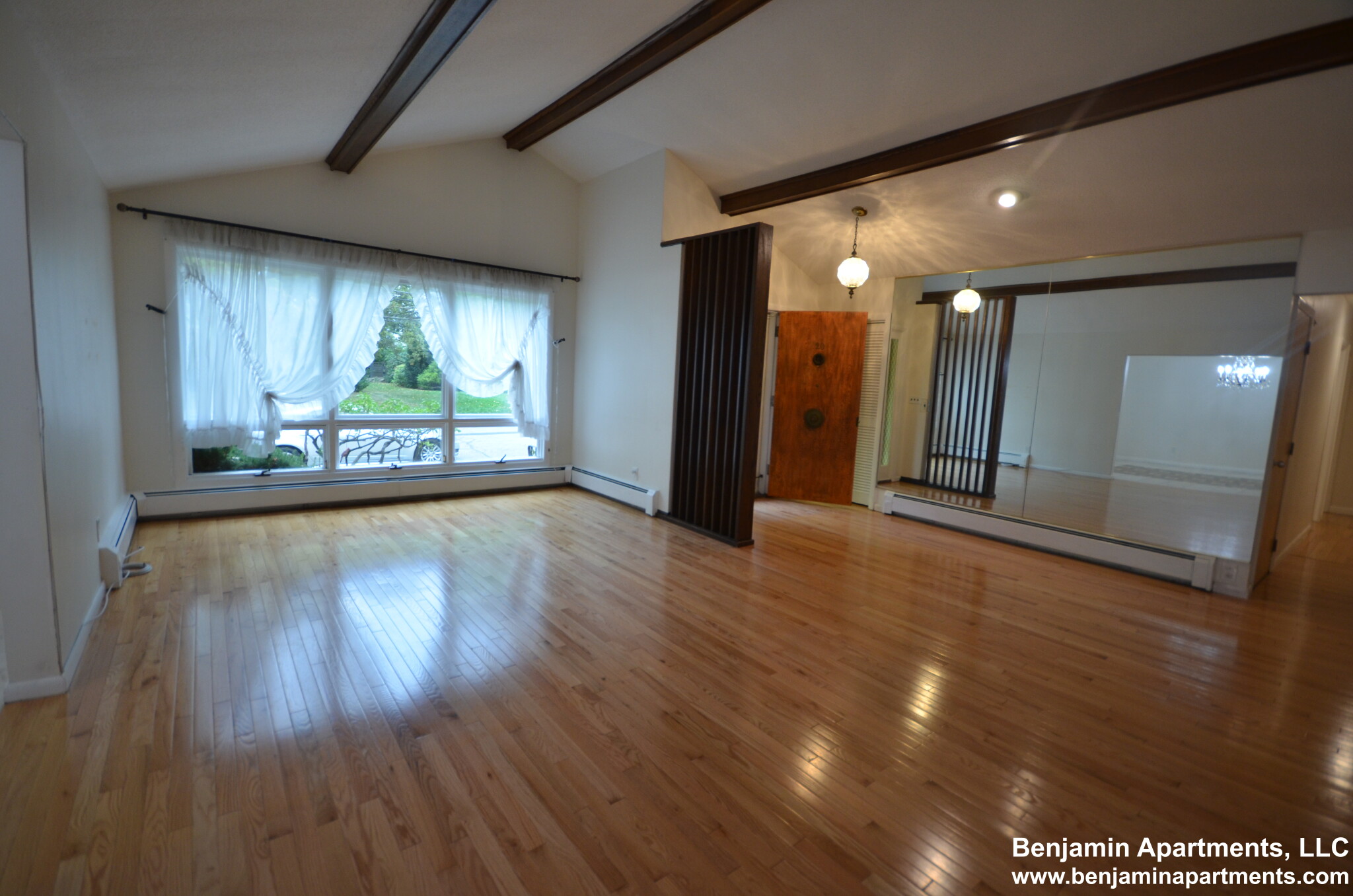 20 Mossdale Rd, Jamaica Plain