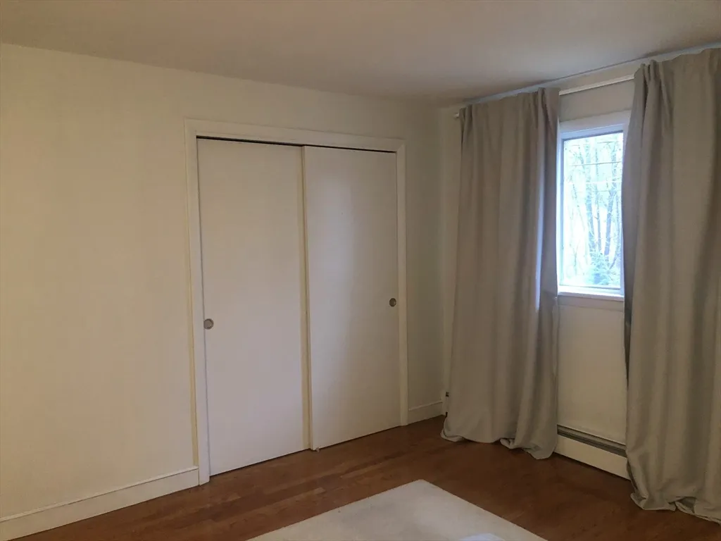 15 Sycamore Rd, Montrose