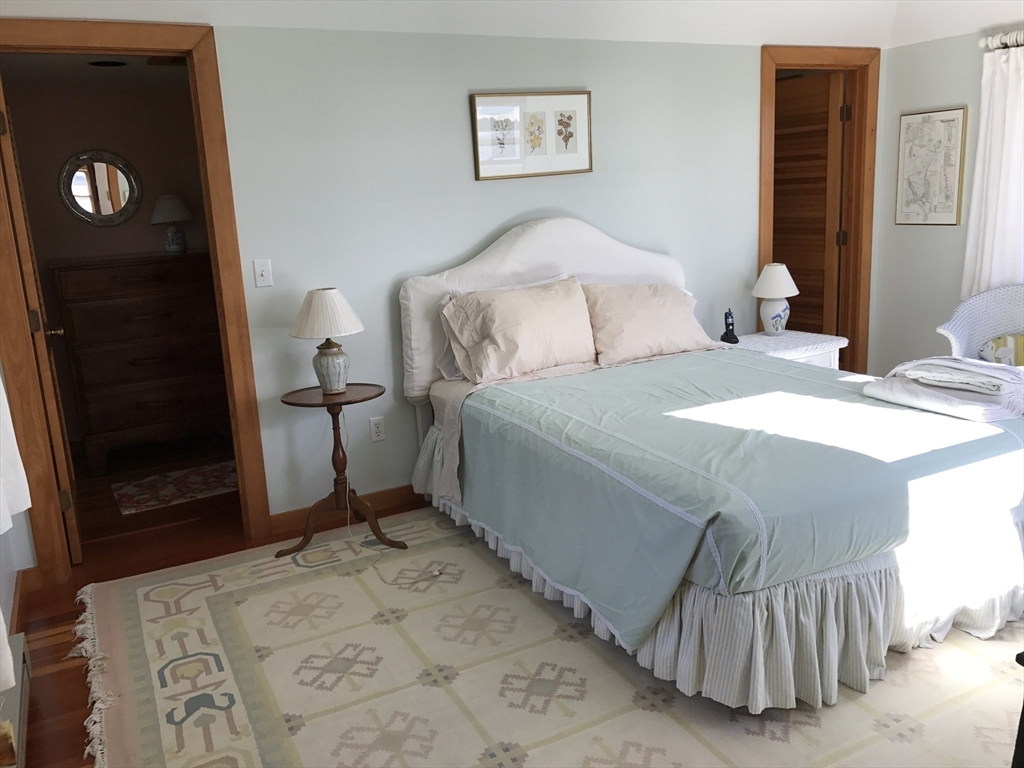 199-C Fisherville Ln, South Westport