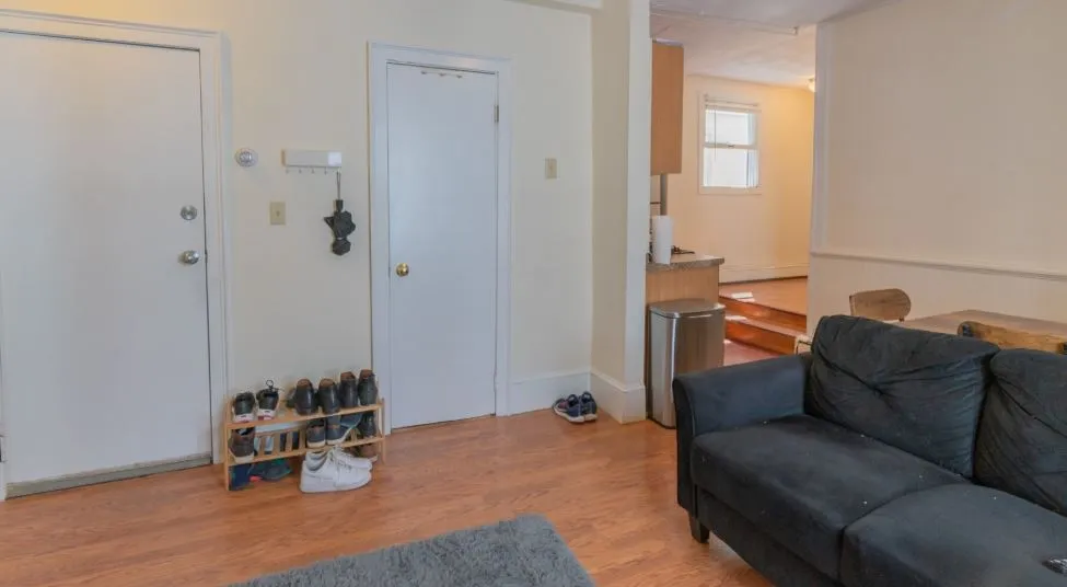 22 Suffolk St, The Port