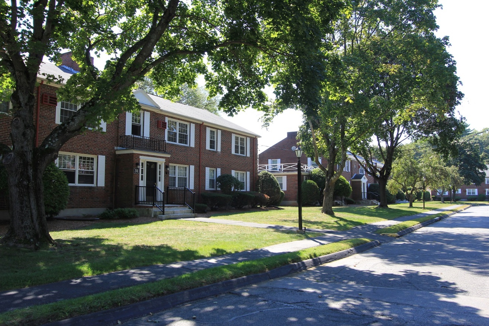 2 bed, 1 bath apartment for rent at 8 Captain Parker Arms Unit 2, Five Fields — photo 10 of 13