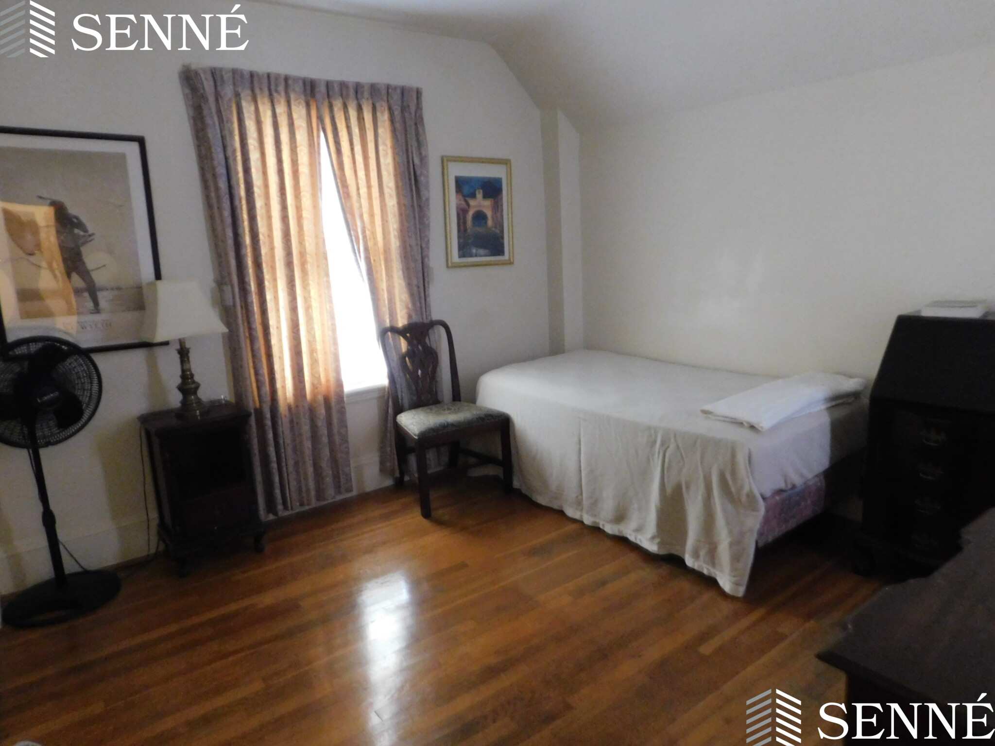 20 Saint James Ave, Davis Square