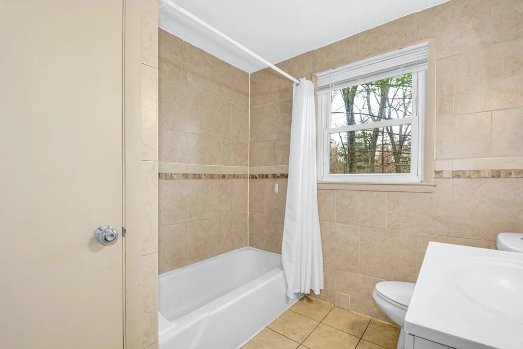 26 Sw Cutoff, Northborough