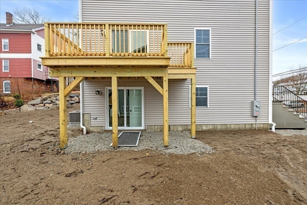 33 Third St, Worcester