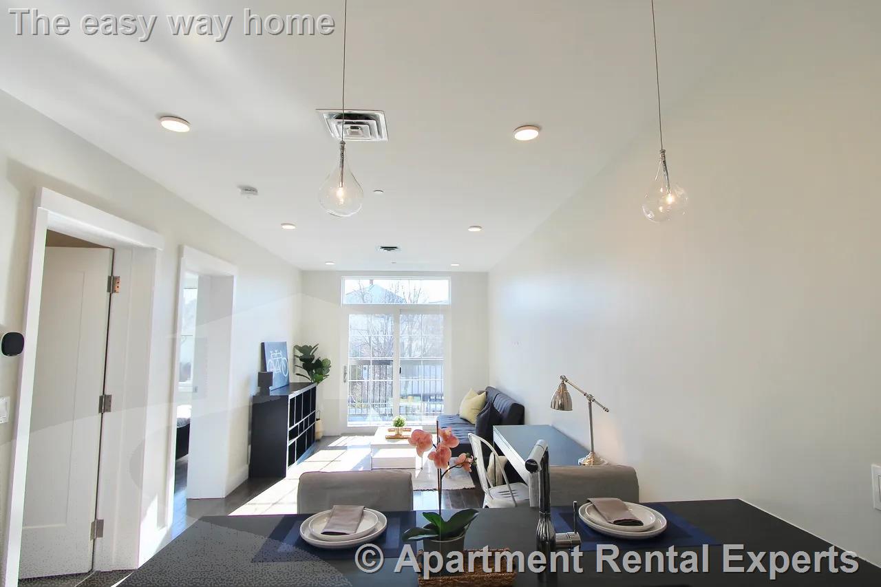 434 Mcgrath Hwy, Prospect Hill