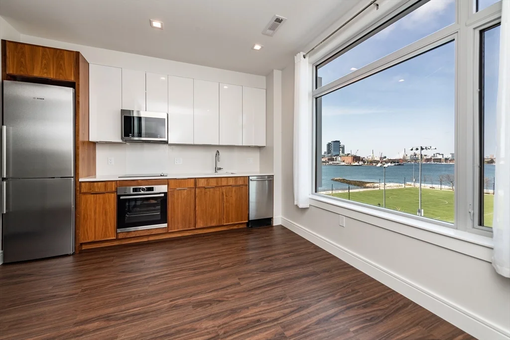 99 Sumner St, East Boston
