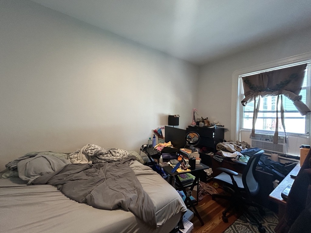 109 Walnut, Winter Hill