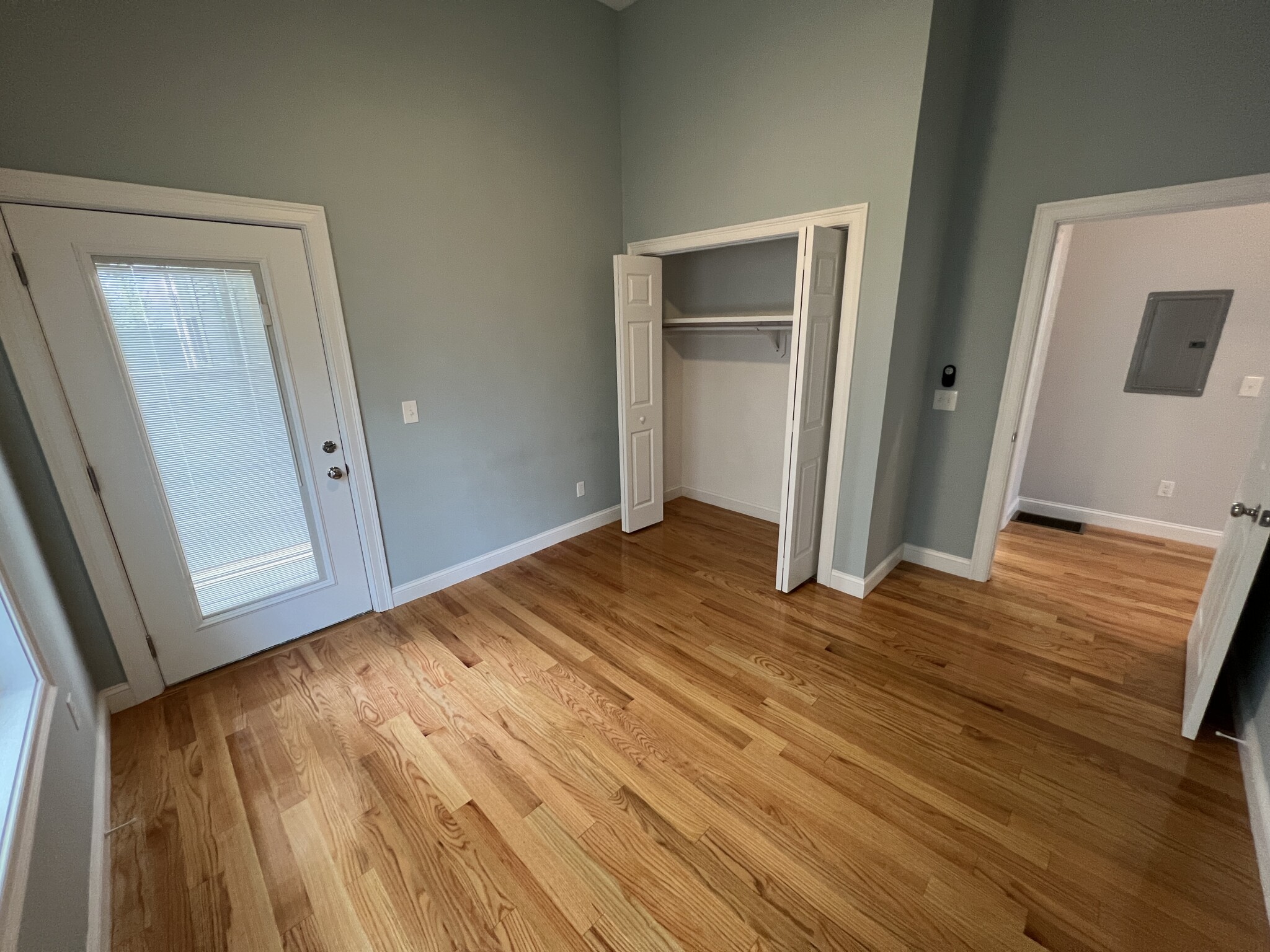 126 Cross St, East Somerville