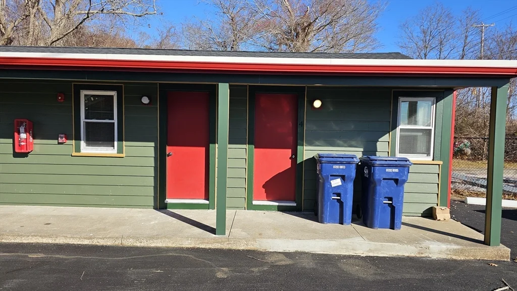 825 Scenic Hwy, Bourne